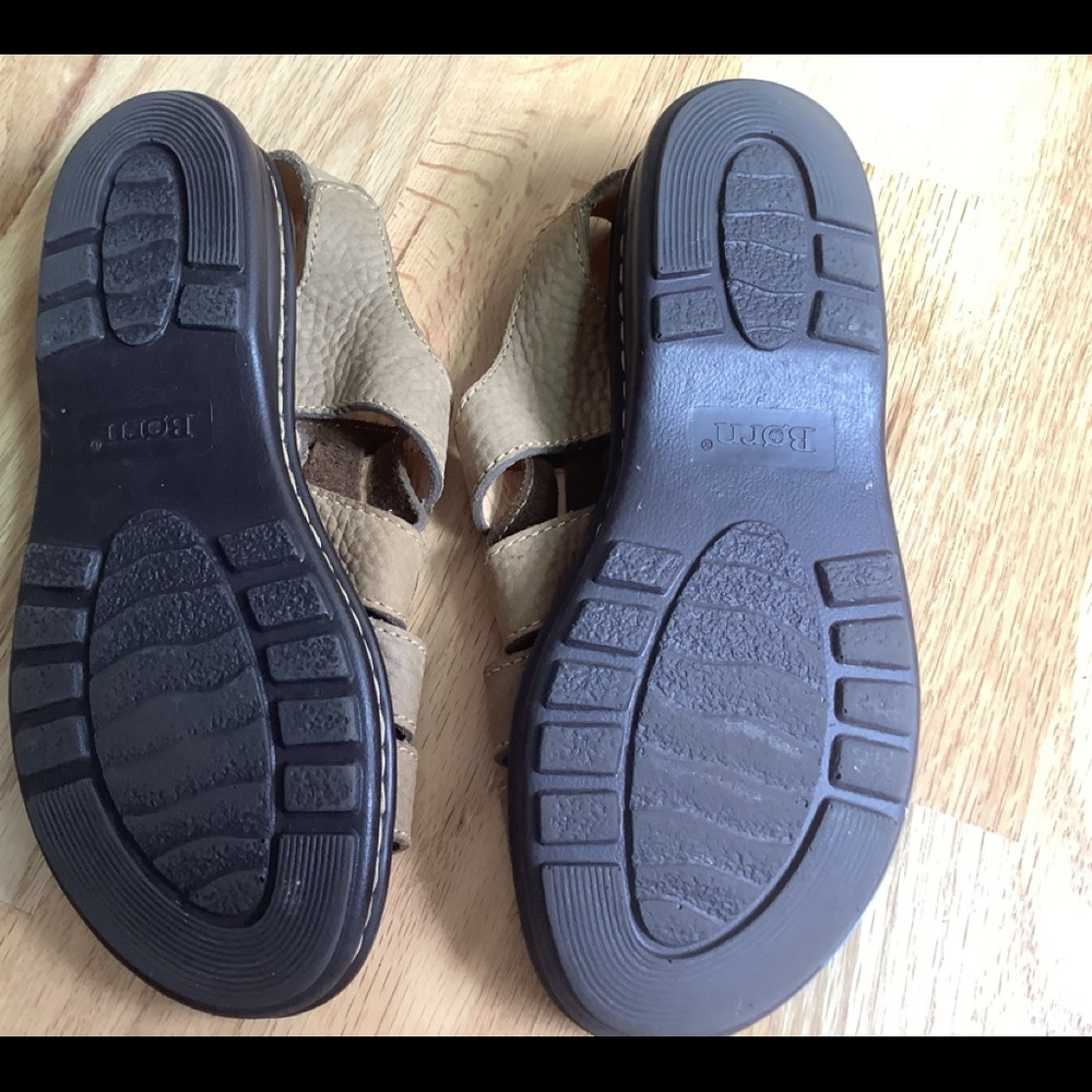 BORN Sandals - Picture 5 of 8